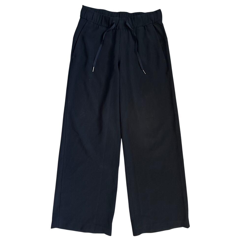 Lululemon On The Fly Wide Leg Pant Woven in Black Size 6 - Picture 4 of 10